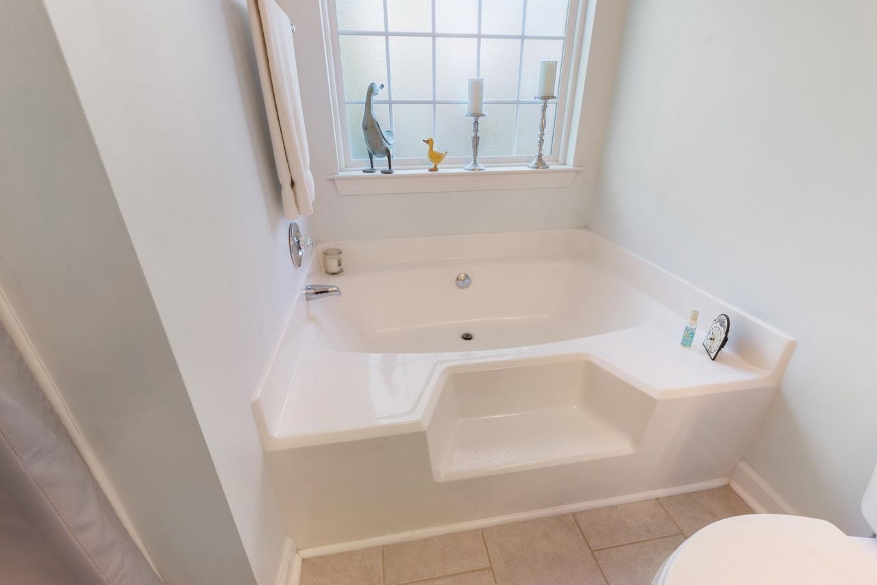 4390 Daphne Ln. Photo 29