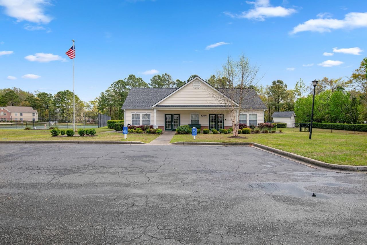 4390 Daphne Ln. Photo 38