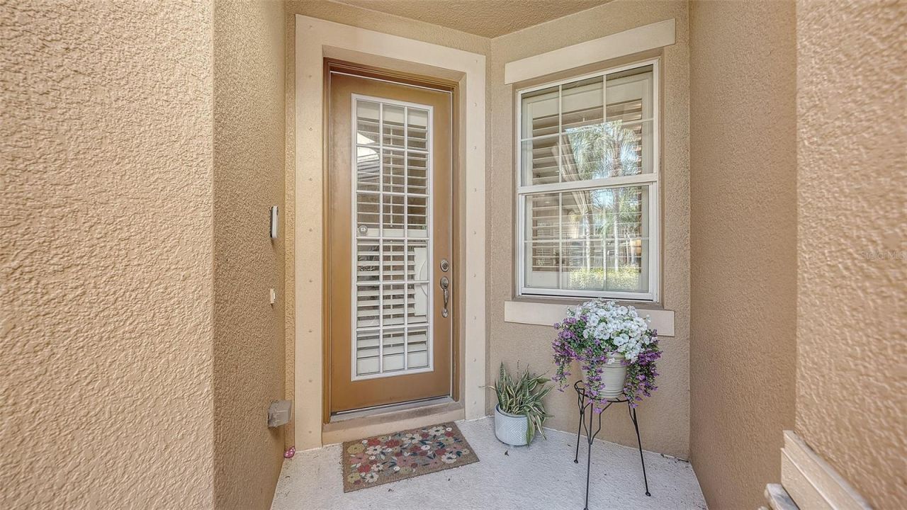 5507 Napa Drive, Sarasota, FL 34243 Photo