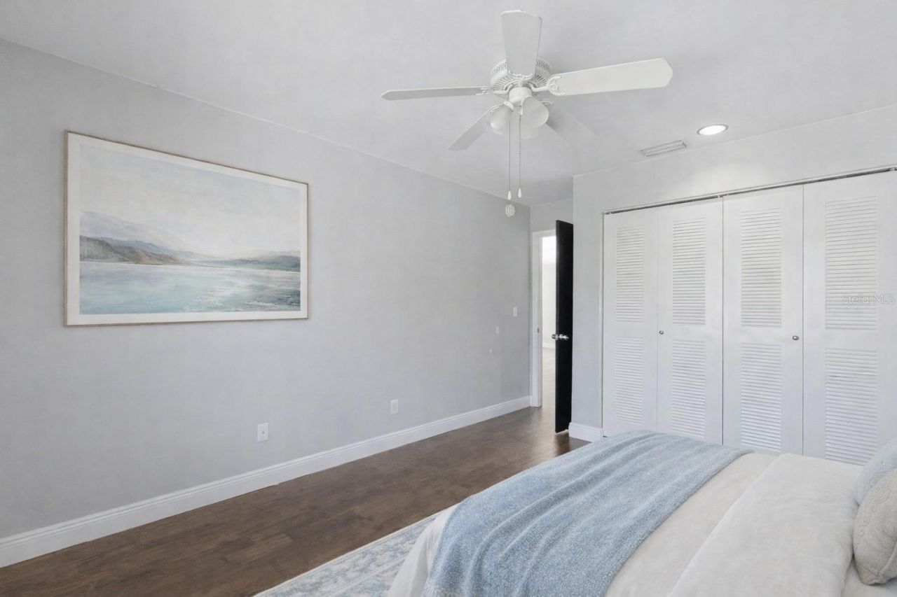 1858 Michigan Avenue Ne, Saint Petersburg, FL 33703 Photo