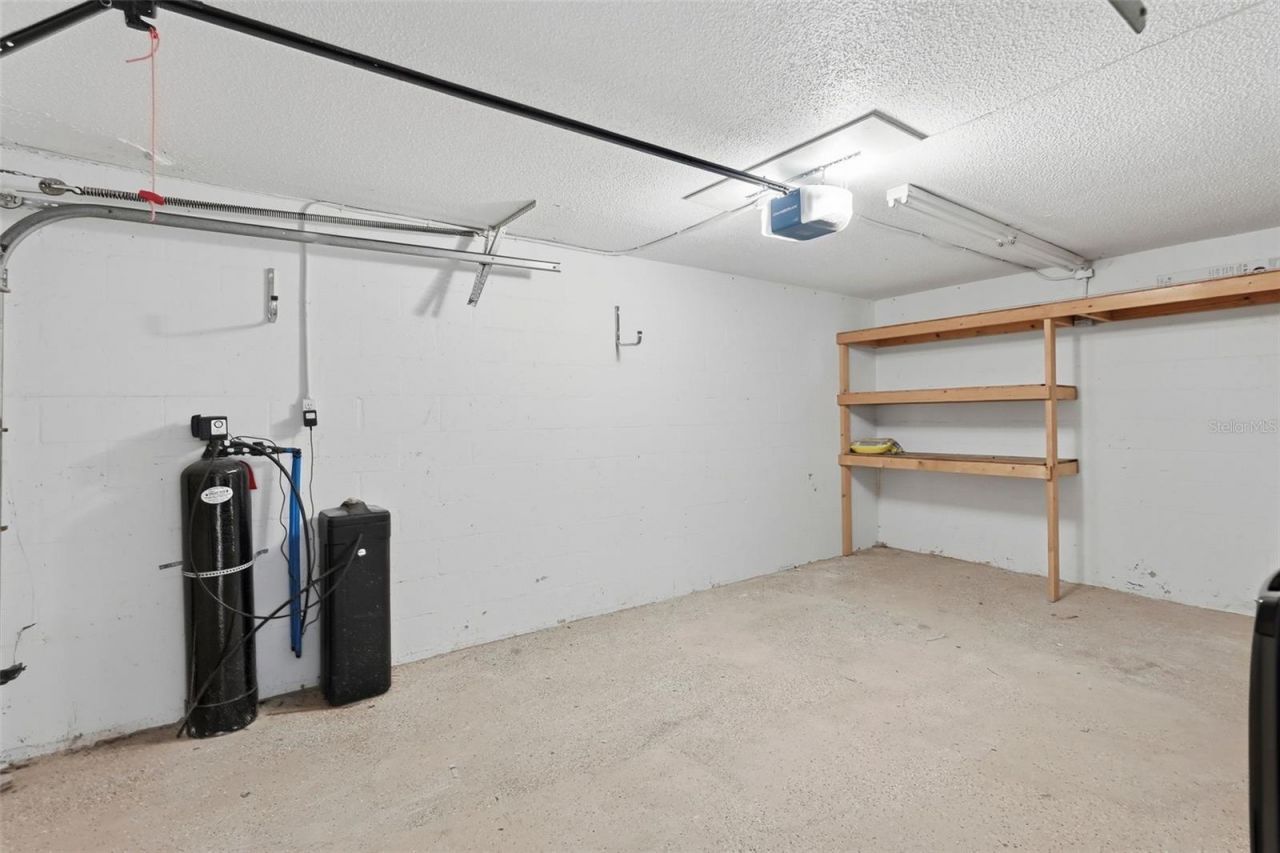 1858 Michigan Avenue Ne, Saint Petersburg, FL 33703 Photo