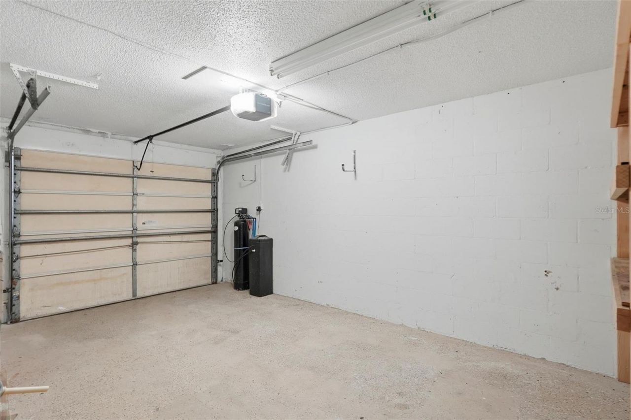 1858 Michigan Avenue Ne, Saint Petersburg, FL 33703 Photo