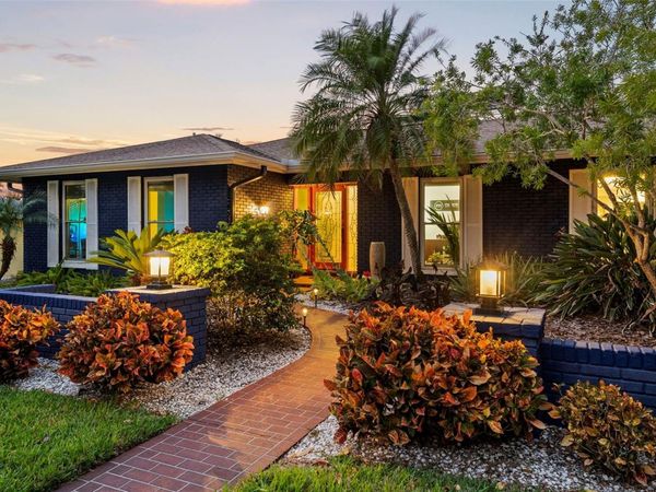 2214 DAVIES AVENUE, DUNEDIN, FL 34698