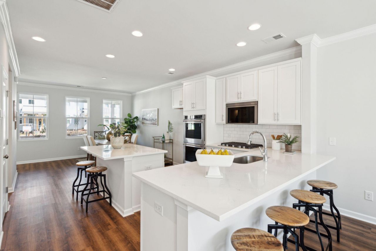 222 Swaying Pine Lane Photo 10