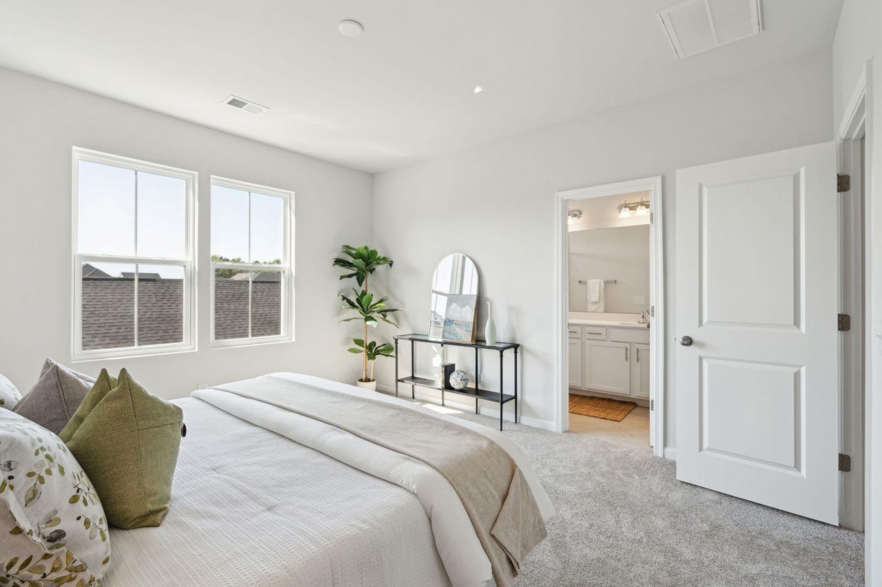 222 Swaying Pine Lane Photo 23