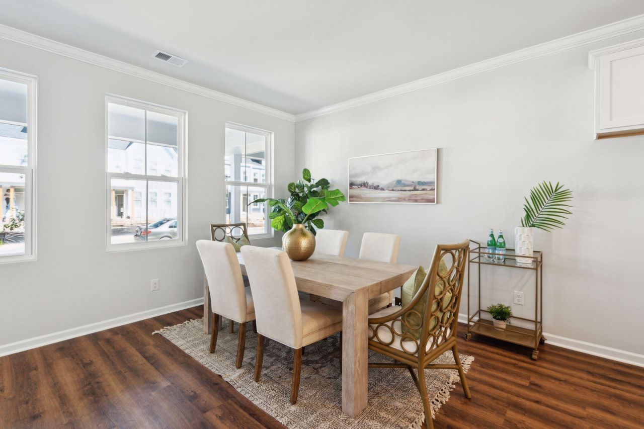 222 Swaying Pine Lane Photo 4