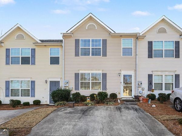 123 Chastain Circle, Newnan, GA 30263