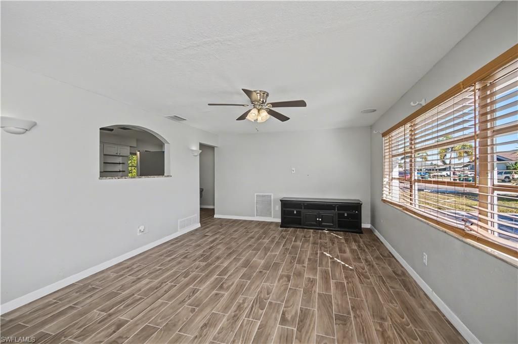 4968 Vincennes St, Cape Coral, FL 33904 Photo