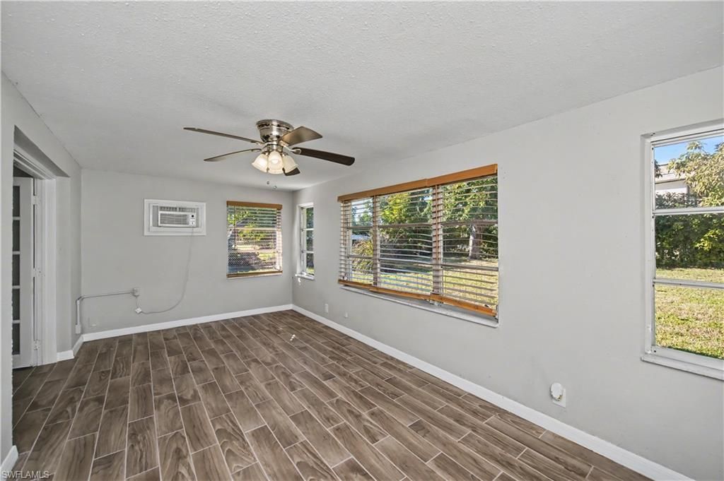 4968 Vincennes St, Cape Coral, FL 33904 Photo