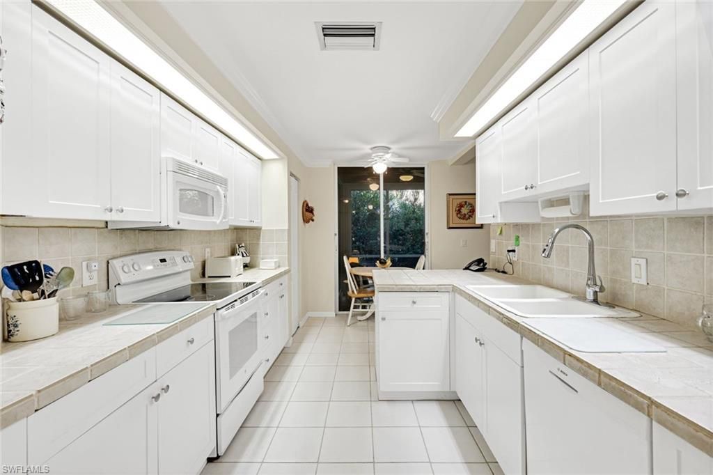 3961 Windward Passage Cir, Unit 102, Bonita Springs, FL 34134 Photo