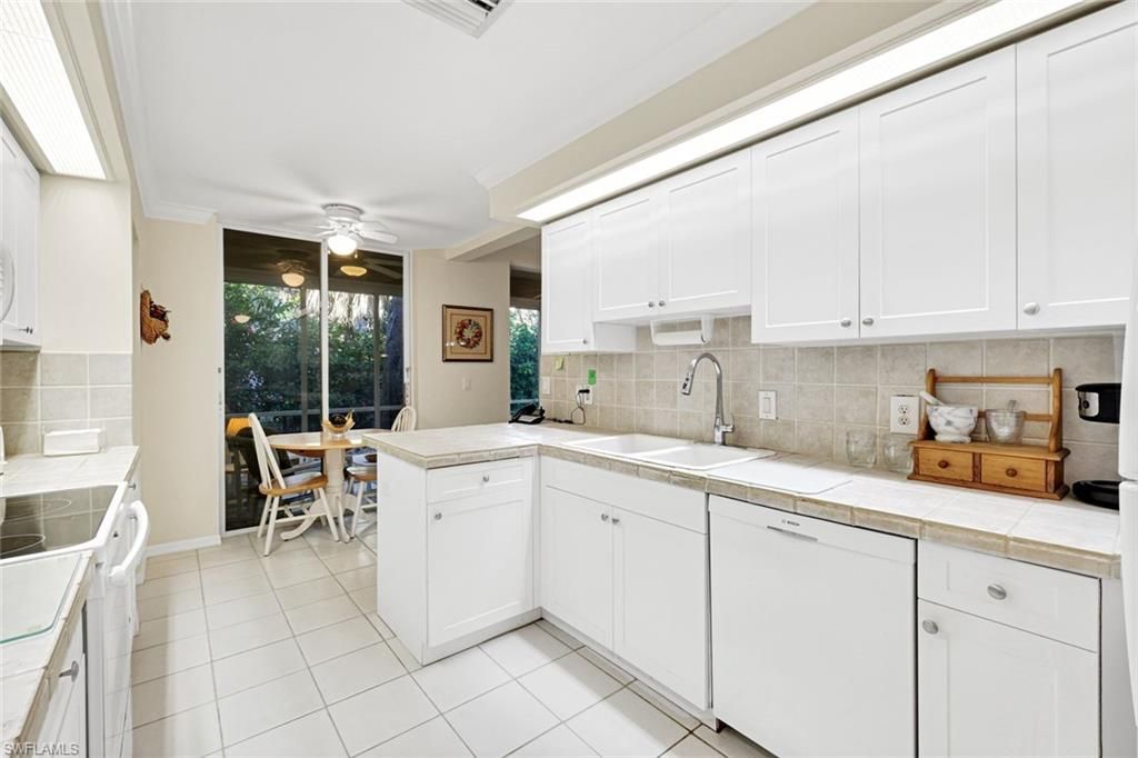 3961 Windward Passage Cir, Unit 102, Bonita Springs, FL 34134 Photo