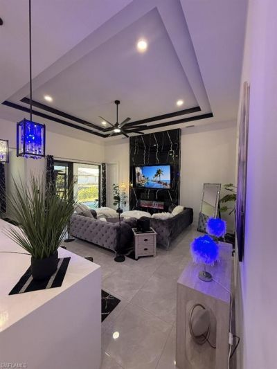 907 NE 13th Pl, Cape Coral, FL 33909 Photo