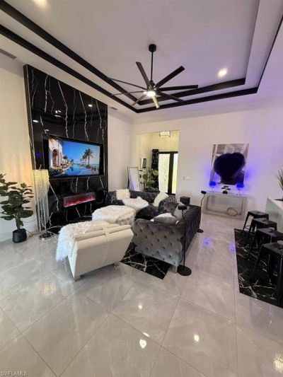 907 NE 13th Pl, Cape Coral, FL 33909 Photo