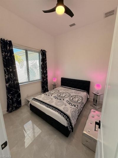 907 NE 13th Pl, Cape Coral, FL 33909 Photo