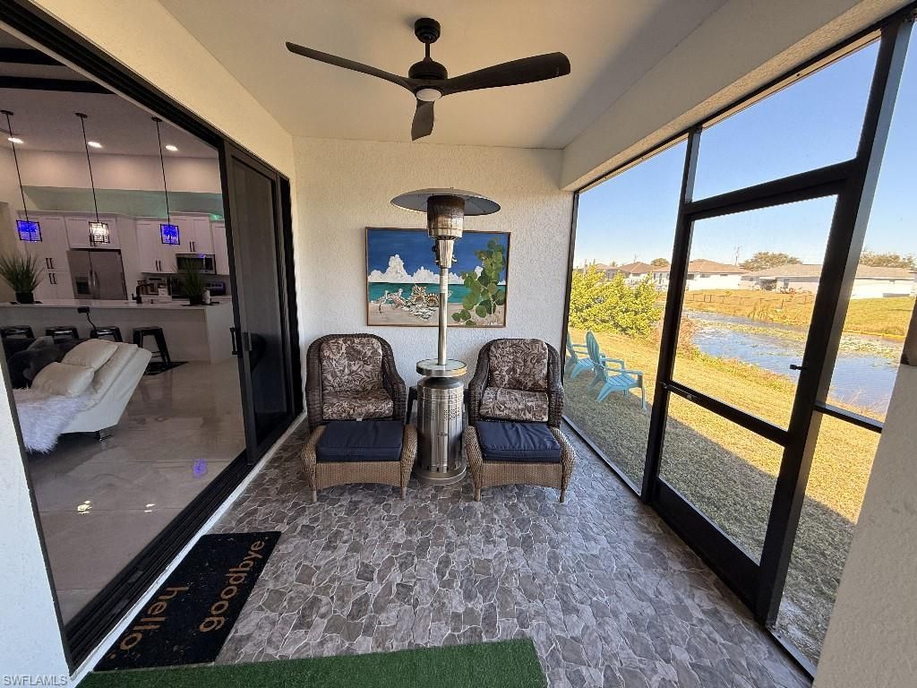 907 NE 13th Pl, Cape Coral, FL 33909 Photo