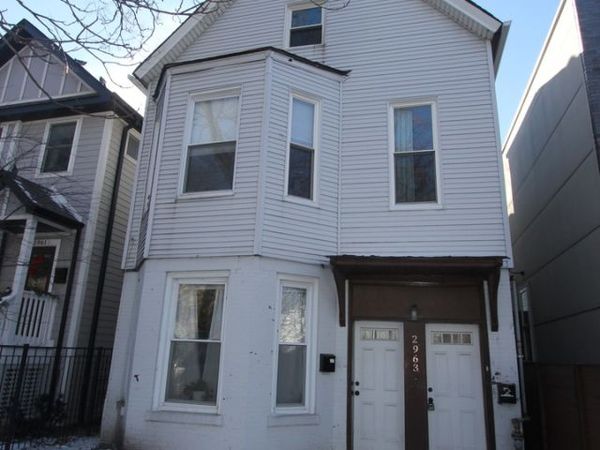 2963 W Nelson Street, Unit 3, Chicago, IL 60618