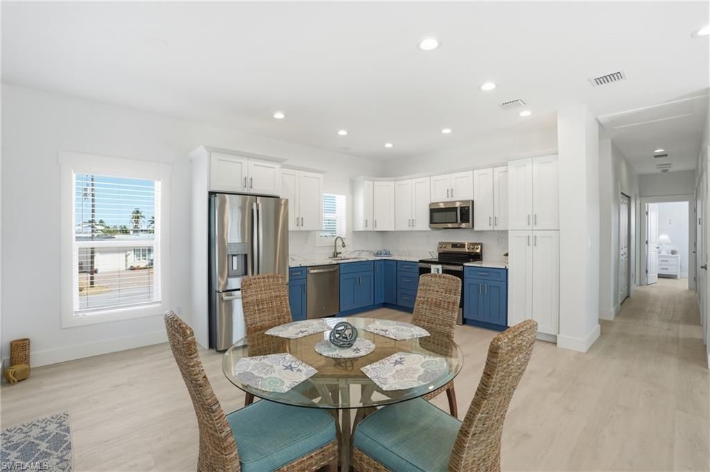 1 Fairview Blvd, Fort Myers Beach, FL 33931 Photo