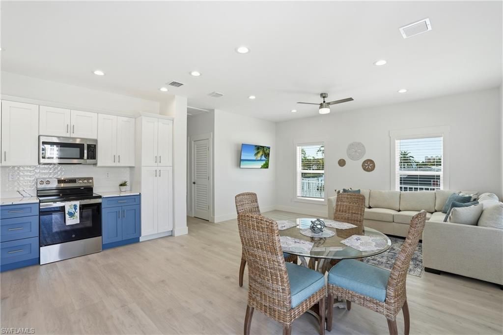 1 Fairview Blvd, Fort Myers Beach, FL 33931 Photo