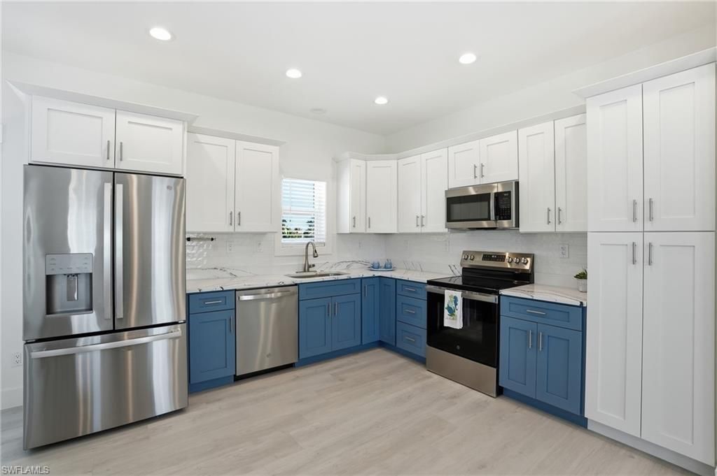 1 Fairview Blvd, Fort Myers Beach, FL 33931 Photo