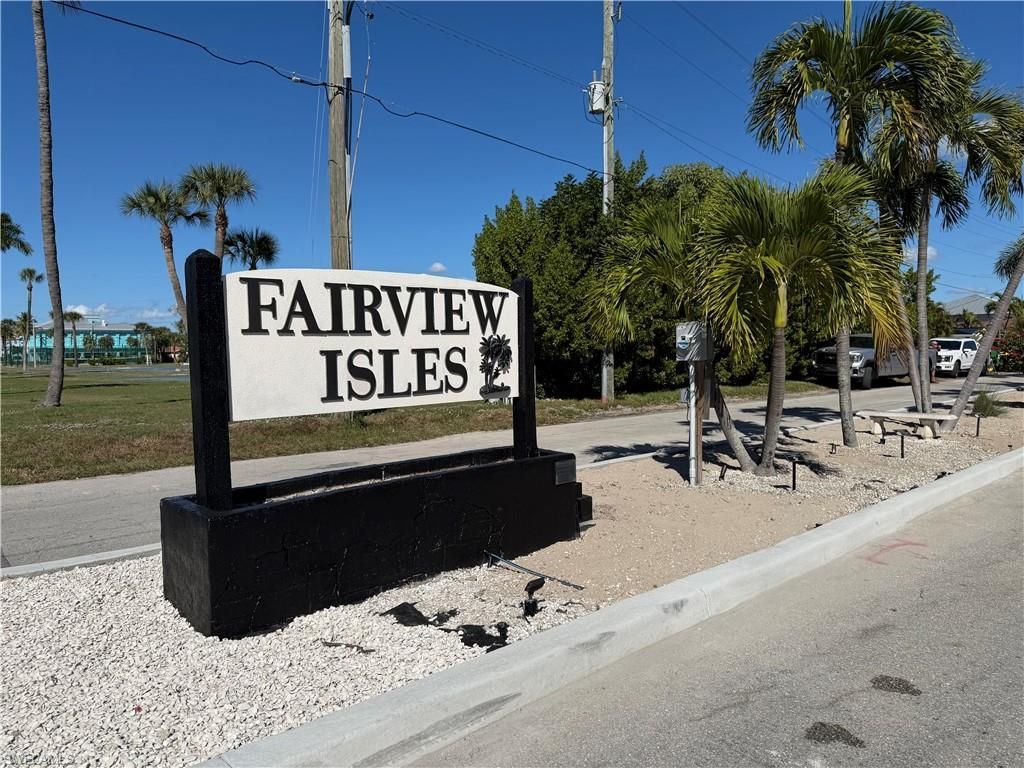 1 Fairview Blvd, Fort Myers Beach, FL 33931 Photo