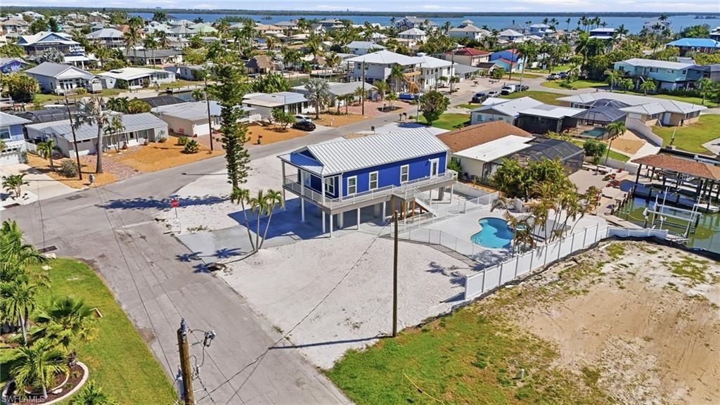 1 Fairview Blvd, Fort Myers Beach, FL 33931 Photo