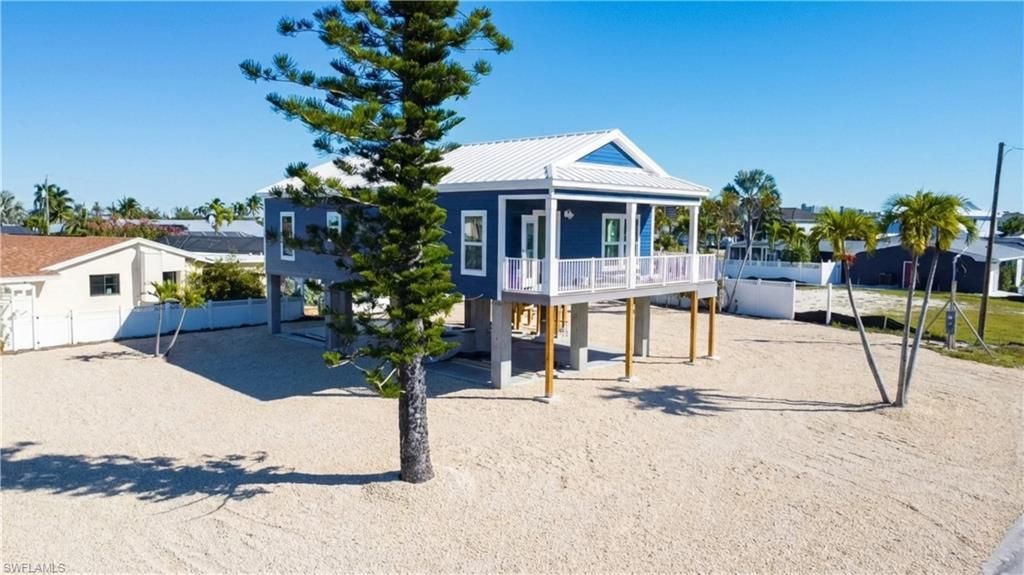1 Fairview Blvd, Fort Myers Beach, FL 33931 Photo