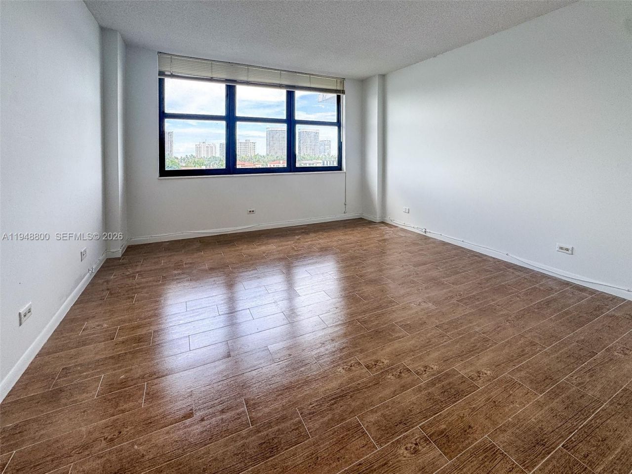 10101 E Bay Harbor Dr, Unit 504, Bay Harbor Islands, FL 33154 Photo