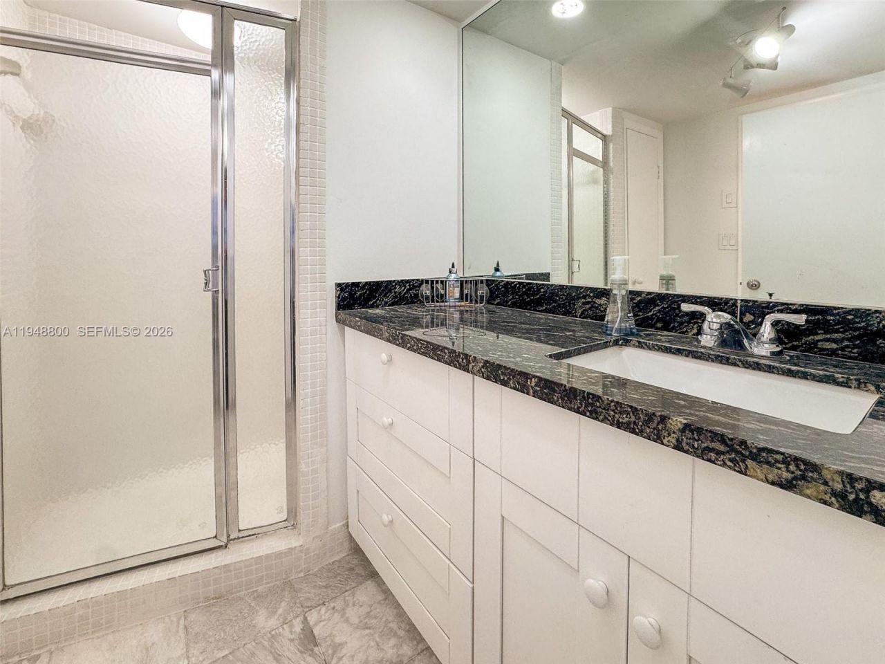 10101 E Bay Harbor Dr, Unit 504, Bay Harbor Islands, FL 33154 Photo