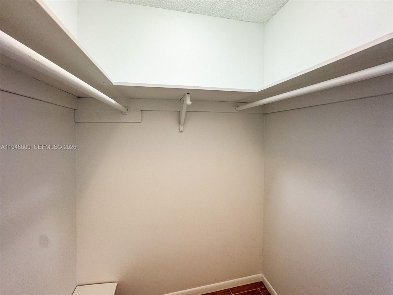10101 E Bay Harbor Dr, Unit 504, Bay Harbor Islands, FL 33154 Photo