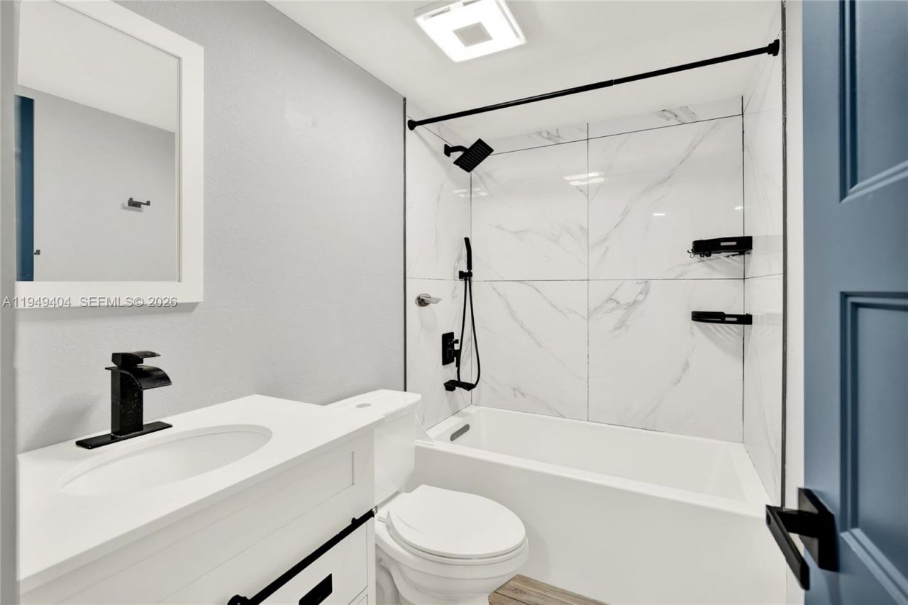 463 E 61st St, Hialeah, FL 33013 Photo