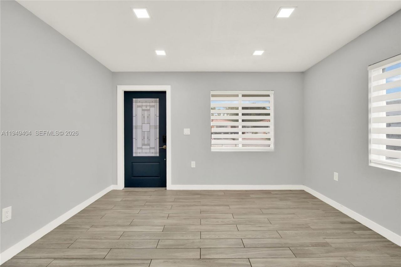 463 E 61st St, Hialeah, FL 33013 Photo