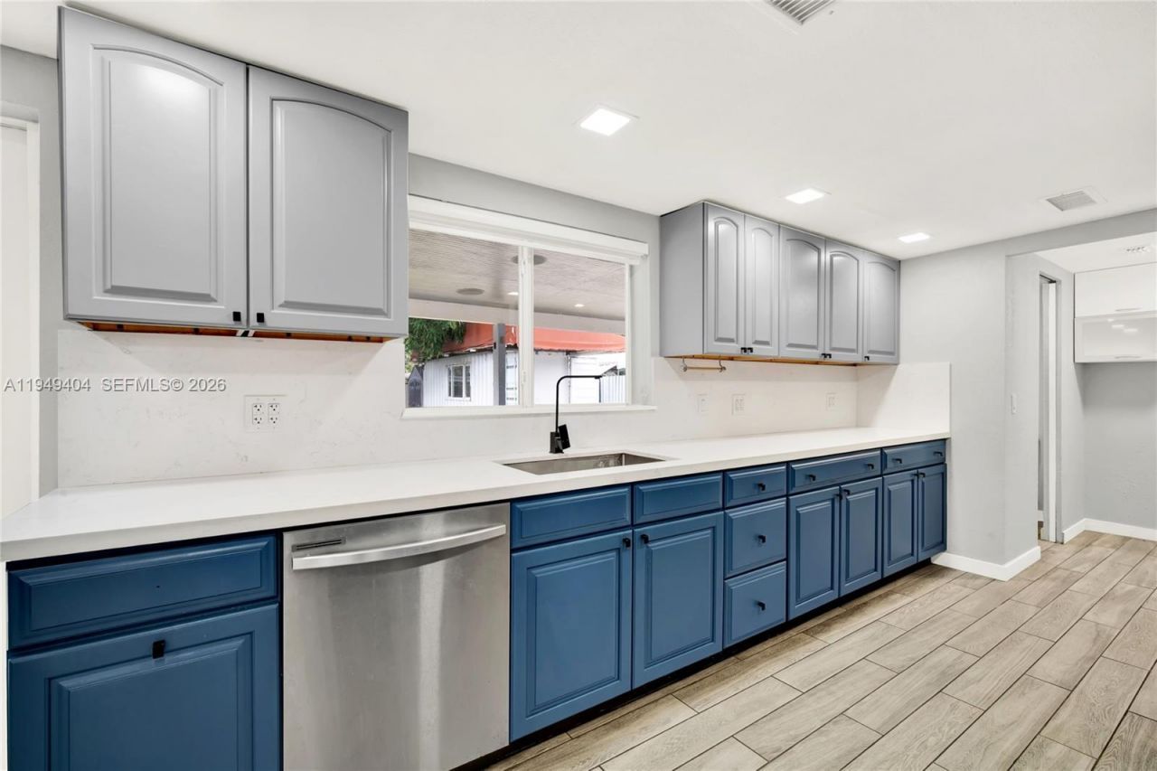 463 E 61st St, Hialeah, FL 33013 Photo