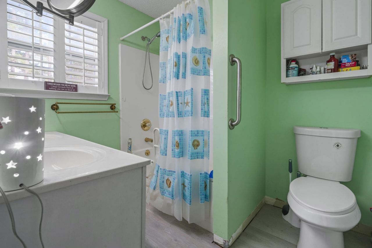 408 Rosemary St. Photo 17