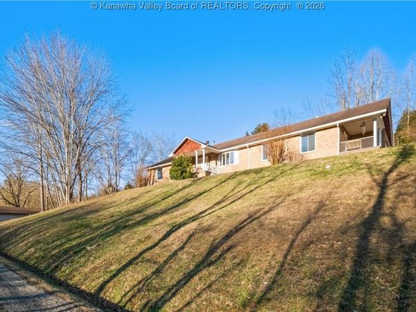 1909 Garretts Bend Road, Sod, WV 25564