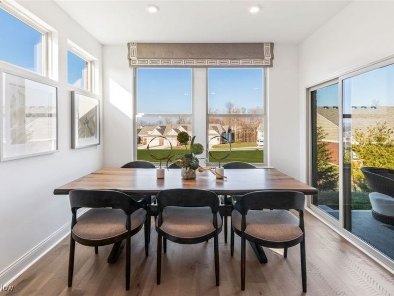 821 Colesbourne Circle, Uniontown, OH 44685 Photo 17