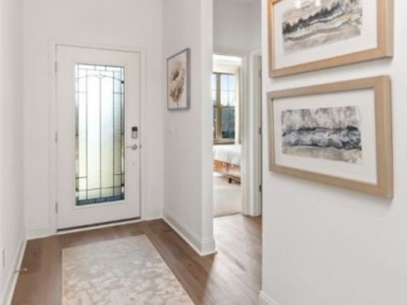 821 Colesbourne Circle, Uniontown, OH 44685 Photo 2