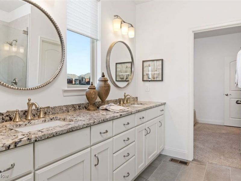 821 Colesbourne Circle, Uniontown, OH 44685 Photo 26