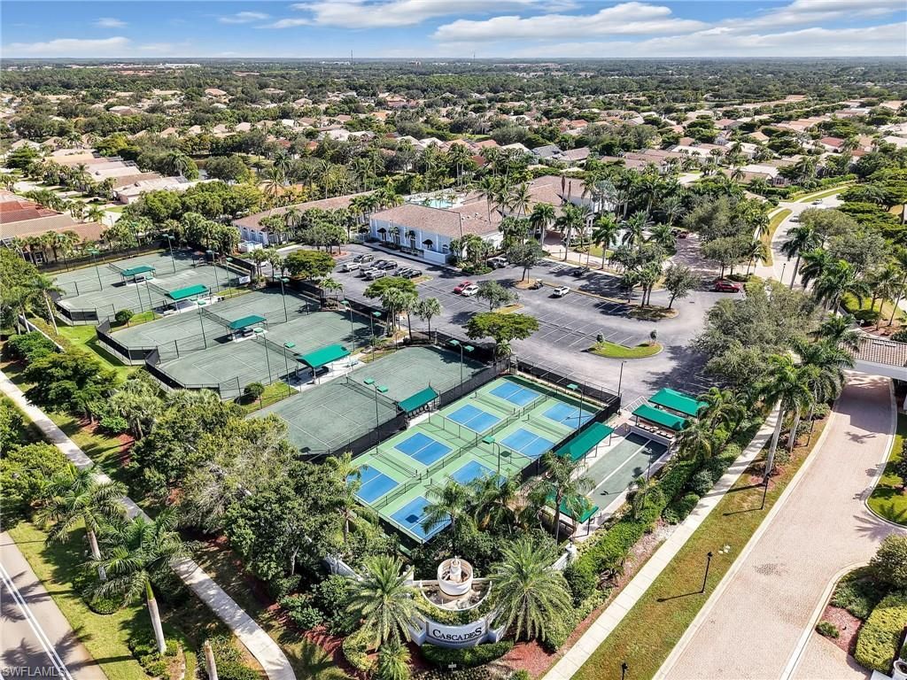 8857 Cascades Isle Blvd, Estero, FL 33928 Photo