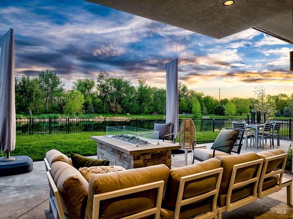 1745 E Lone Shore Lane, Eagle, ID 83616