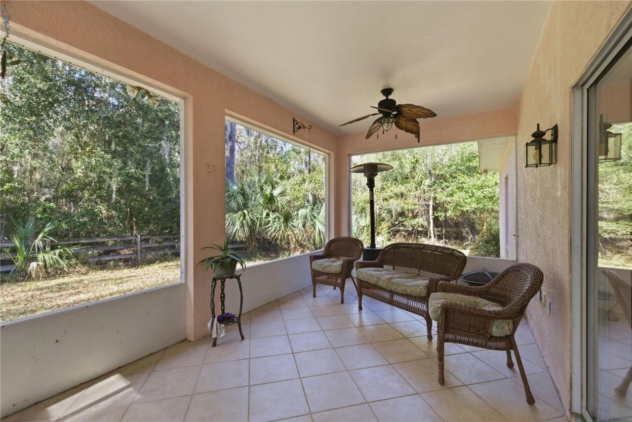 19040 NW 88th Avenue Road, Reddick, FL 32686 Photo