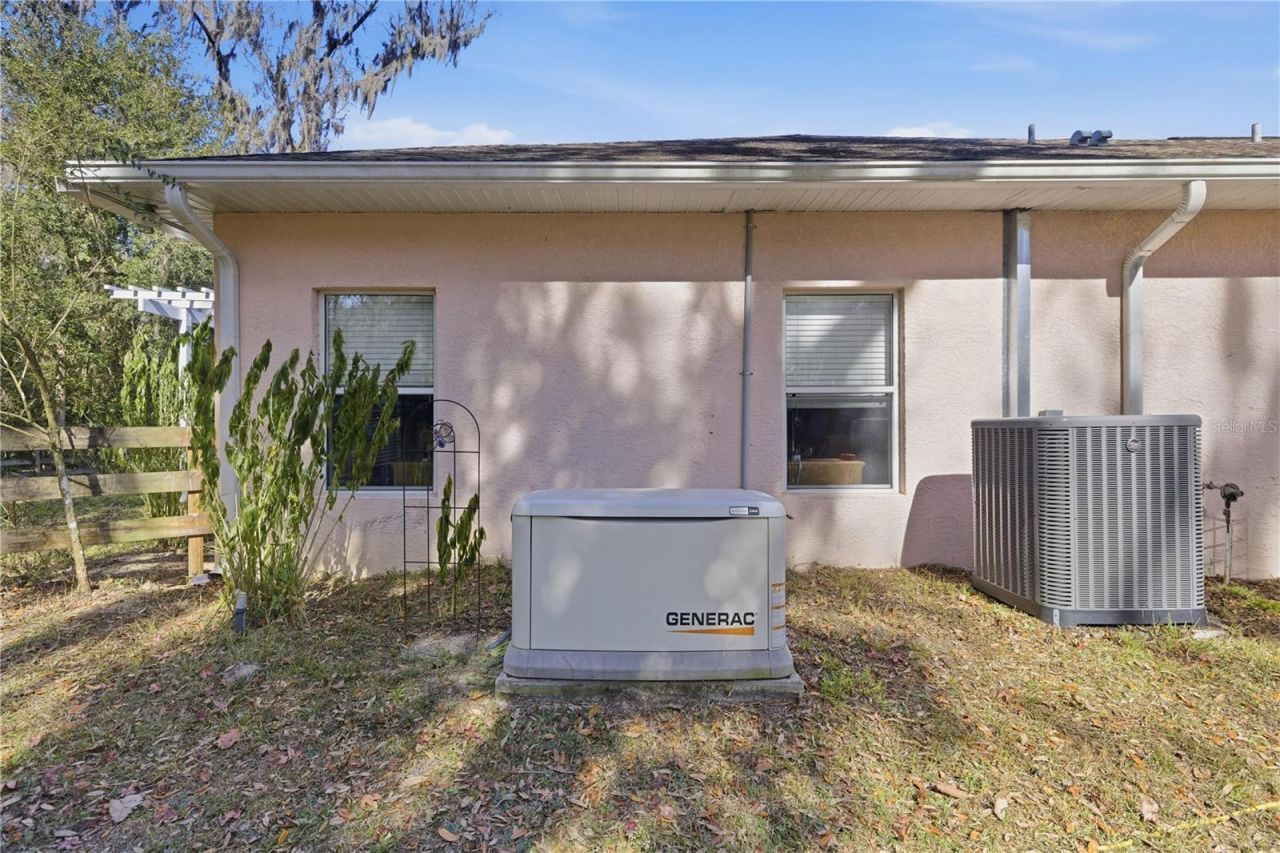19040 NW 88th Avenue Road, Reddick, FL 32686 Photo