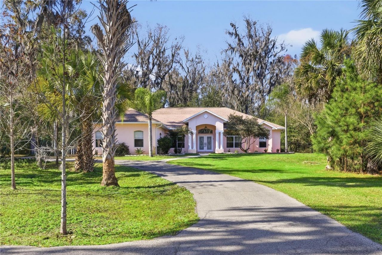 19040 NW 88th Avenue Road, Reddick, FL 32686 Photo