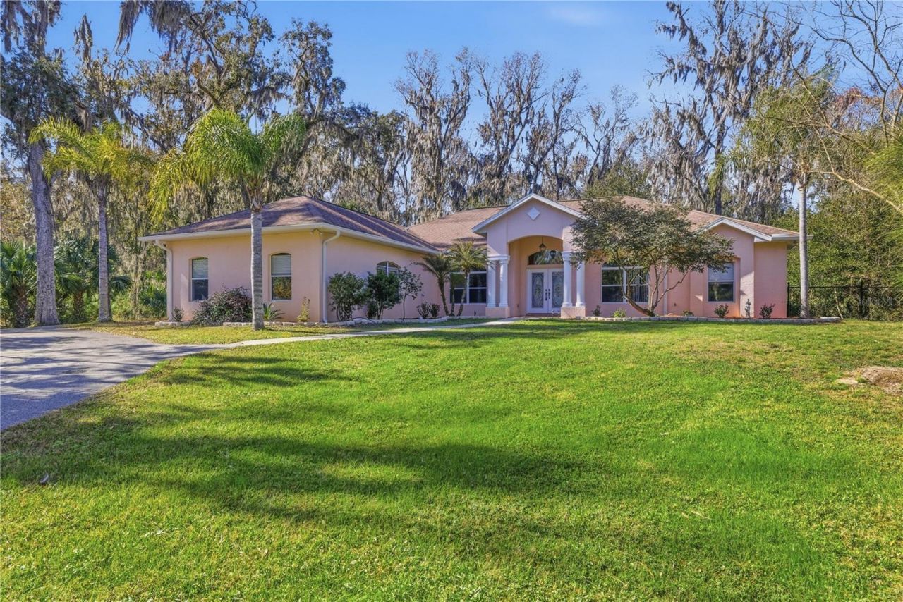 19040 NW 88th Avenue Road, Reddick, FL 32686 Photo