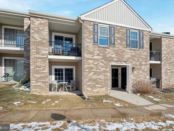 61 RAMSGATE COURT, BLUE BELL, PA 19422