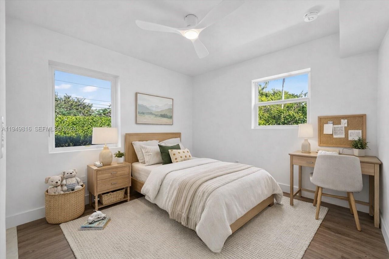 6735 SW 51st St, Miami, FL 33155 Photo