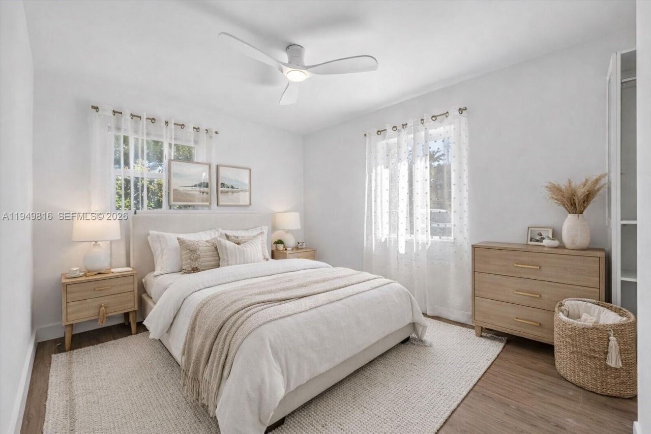 6735 SW 51st St, Miami, FL 33155 Photo