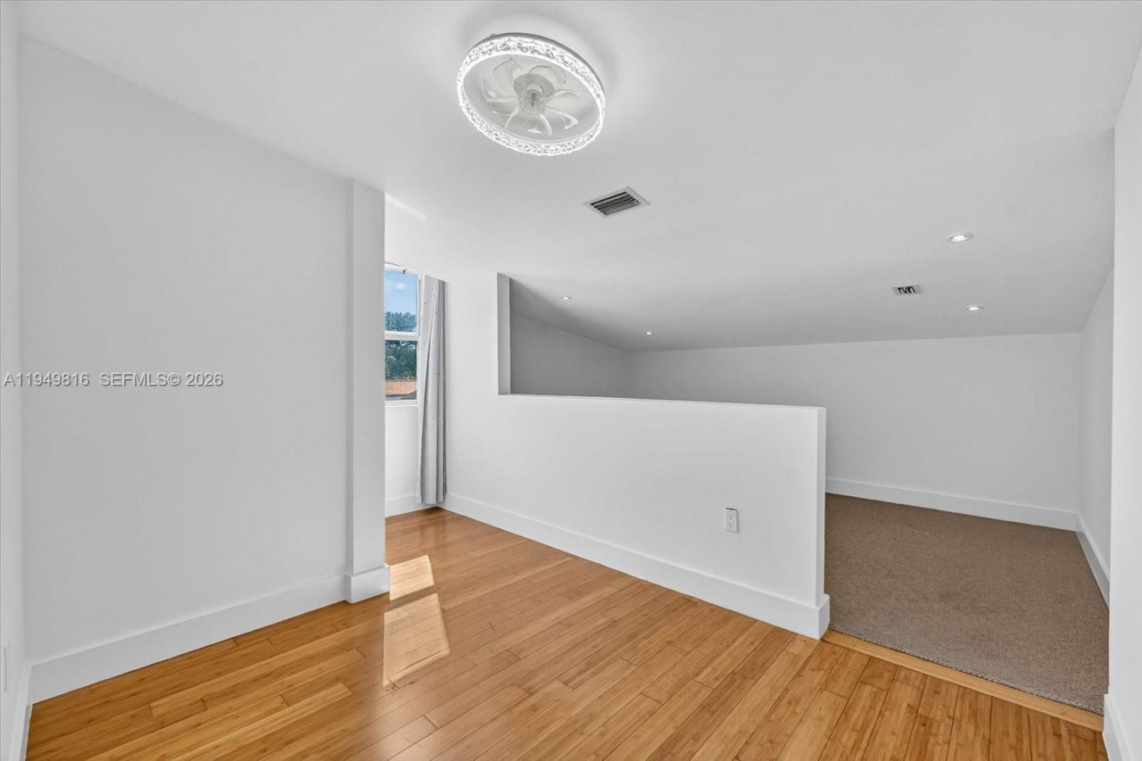 6735 SW 51st St, Miami, FL 33155 Photo