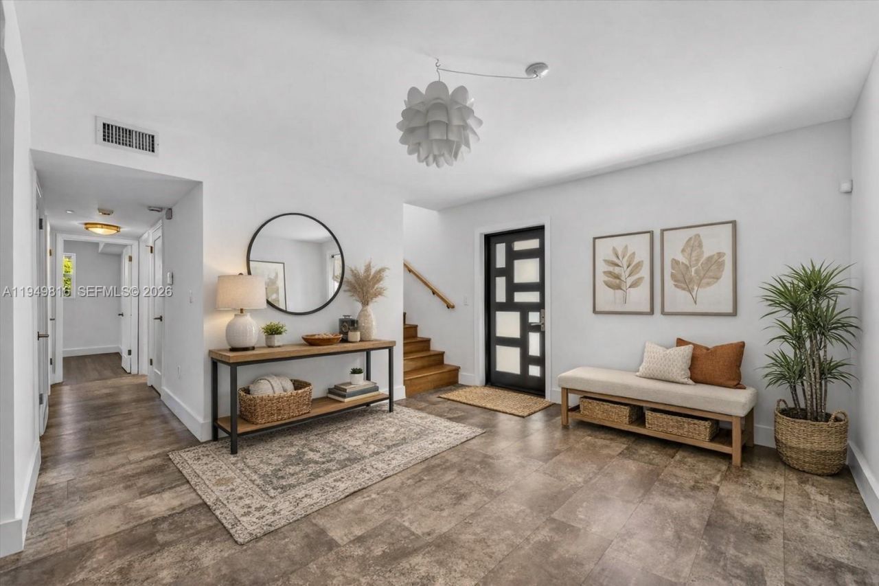 6735 SW 51st St, Miami, FL 33155 Photo