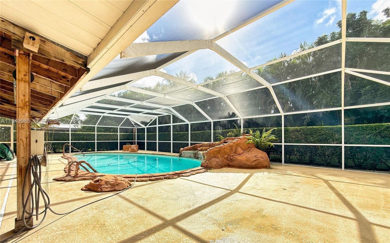 19280 SW 304th St, Homestead, FL 33030 Photo