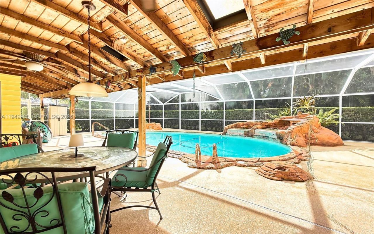 19280 SW 304th St, Homestead, FL 33030 Photo